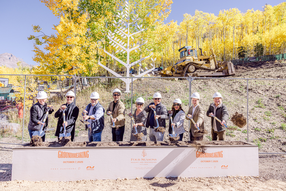 JoshKingforAbieLivesayPhotography-LocalTelluridePhotographer-FourSeasonsGroundBreaking2025-103